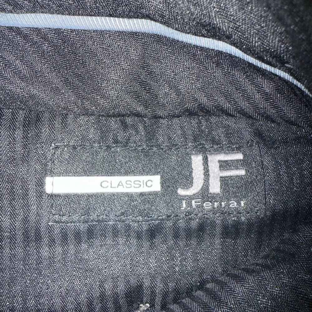 jf j.ferrar sleek black